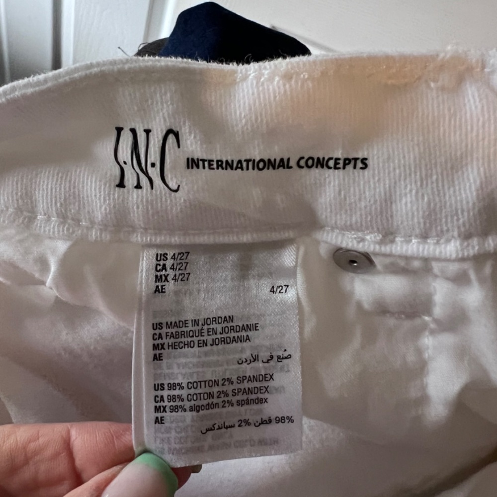 Jeans - Picture 6 of 6